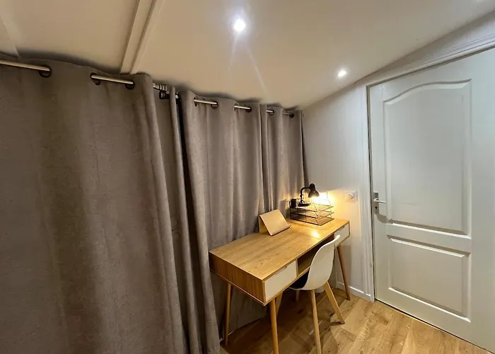 Lägenhet Renove Avec Petite Terrasse Privative